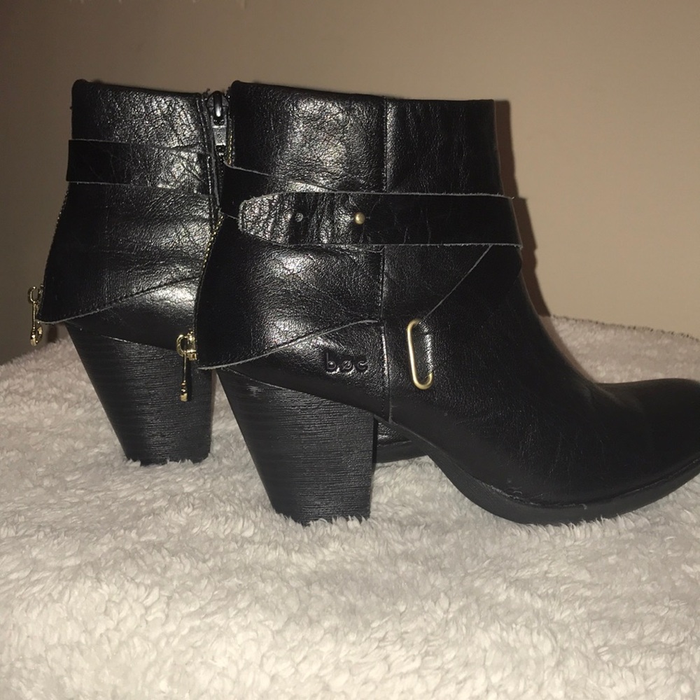 Used ankle boots
